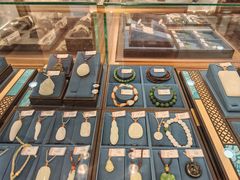 -品真阁华夏典当行(四通桥店)