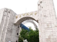 -小海豚国际游泳培训(长宁龙之梦酒店)