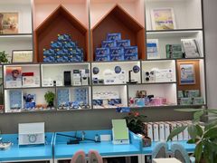 -镜客眼镜(浦江欢乐颂店)