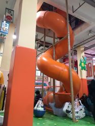 -动力星球家庭亲子游乐中心