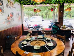 -三里屯土灶炖公鸡地锅鸡(江东店)