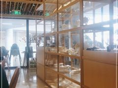 面包甜点陈列柜-ROIIN用心(杭州首店)