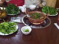 -银同牦牛肉火锅