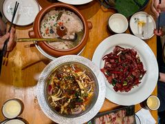 -老滇山寨•云南特色菜•地方菜•民族风情歌舞表演(金碧店)