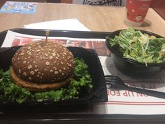 -The Habit Burger Grill 哈比特汉堡(爱琴海店)