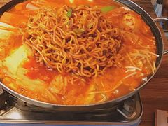 -百年石锅饭·朝鲜族传统民餐