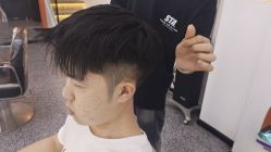 -CE·专业蛋白•羽毛接发·潮色烫染品牌店