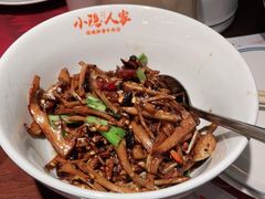 腊肉炒笋-小隐人家(乐松店)