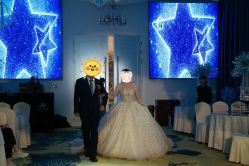 -深白婚纱艺术馆(王府壹号店)