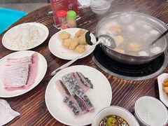 -正能量脆肉鲩火锅
