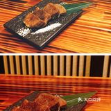 箕漕街酌酒相伴，日料店夜食忘眠