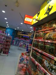 -玩具反斗城(德思勤店)