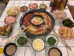 -财二舅火锅招待所