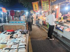 -吴山路夜市