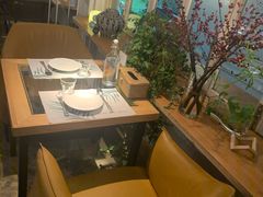 -春树下·树屋花房西餐厅(罍街AS1980店)