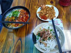 -再回首鸡肉米线(人民路一店)