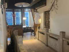 -红灯笼大酒楼(通湖路店)