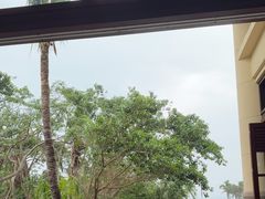 -亚龙湾喜来登·美景台大堂吧