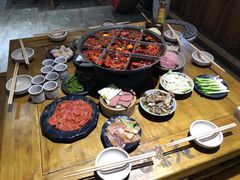 -白乐天毛肚火锅馆(南滨路店)
