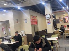 -李先生牛肉面大王(北京站售票厅餐厅)