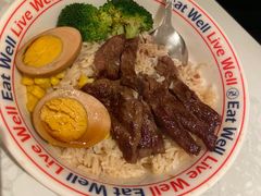 牛排拼猪颈肉拌饭-卡朋西餐(较场西路店)