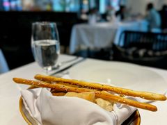 -Erman岩烧牛排(虹桥南丰城店)