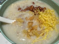 荔湾艇仔粥-喜势点·糖沙翁手工茶点·本地人茶居(永庆坊店)