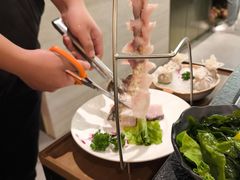 -得意咚瓜·顺德鱼生·冬瓜火锅(深圳首店)