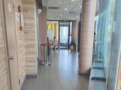 -麦当劳(虹梅路地铁站店)