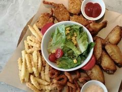 -必胜客(东三路店)