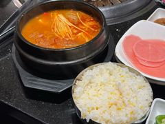 -木槿花韩式炭烤·熟成肉工坊(孙文东路店)