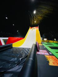 -失重星球乐园·蹦床馆(欢乐谷店)