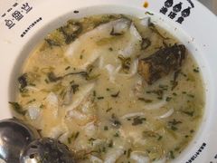 -渔语鱼酸菜鱼新川菜(来福士店)