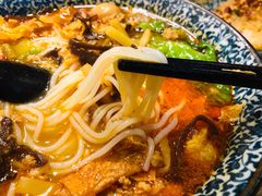 -粉家柳州螺蛳粉(杨宅路店)