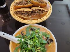 -方中山胡辣汤(成都首店)