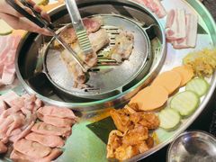 -哈哈碳都·牛肋条无限自助烤肉(宝龙店)