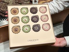 -Laderach 莱德拉(上海环贸iapm店)