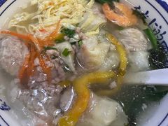 长人云吞-长人馄饨铺(解放街店)
