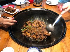 小笨鸡-咱屯子铁锅炖直营店(南湖大路店)