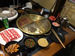 -沸炉重庆老火锅(军事博物馆店)