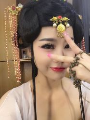 -盘子女人坊古装写真摄影(厦门总店)