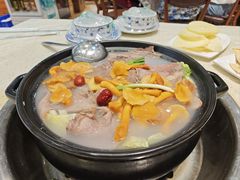 -九寨特色牦牛肉汤锅 羊肉汤锅