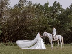 -雨墨婚纱摄影工作室