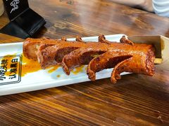 黑猪肉大香肠-黑白电视长沙小吃(美林M·LIVE天地东座店)