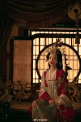 -盘子女人坊古装写真摄影