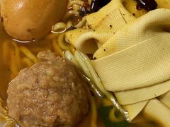 -丁记牛肉手擀板面