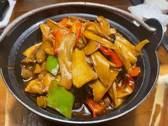 野生菌焖牛肉块-雀舞云南菜(天津天河城购物中心店)