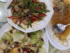 -鹏城人家海鲜酒家·23年老字号(较场尾店)