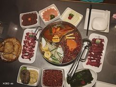 -牛德亨臻牛潮汕火锅(万邦时代店)