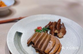 Foie Gras with Goose Wings